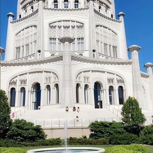 Meet your Posher, Hareem